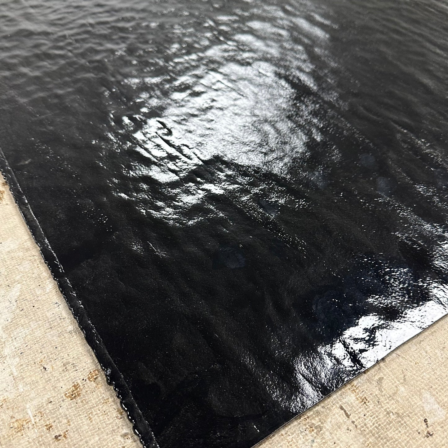 YO 333SP Solid black stipple