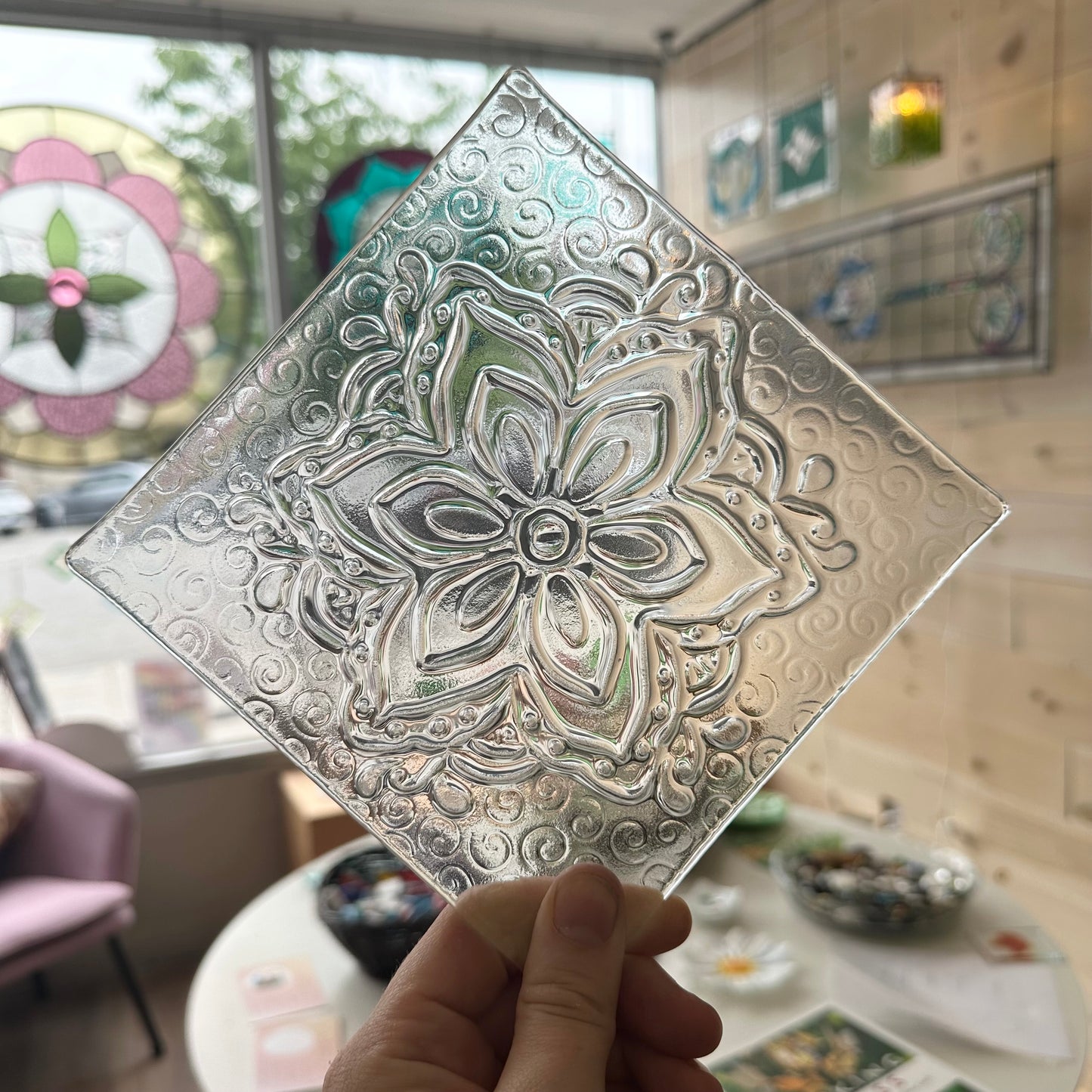 Mandala flower textured glass