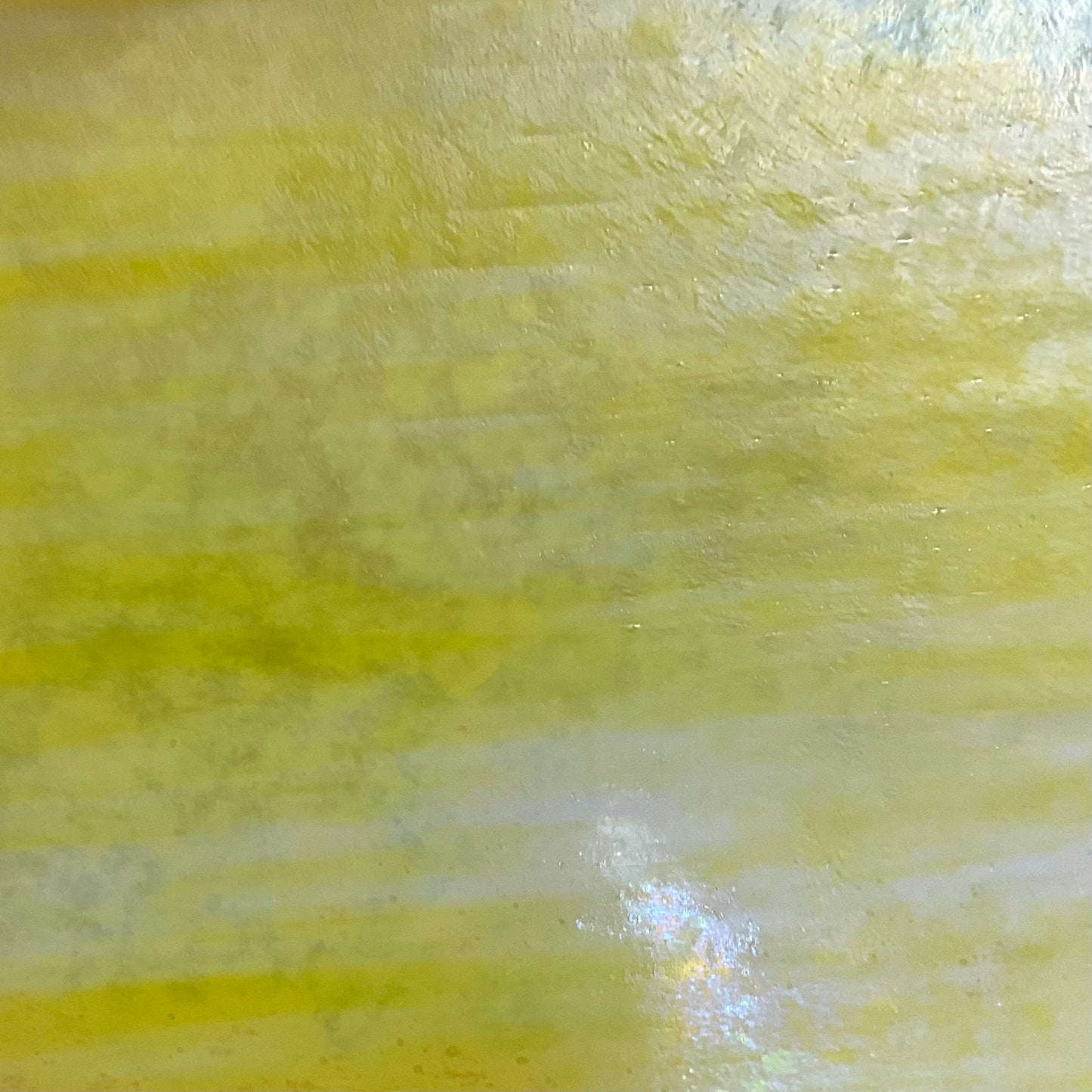 PW 2D IR Bright Yellow & White Wispy Opal Iridescent