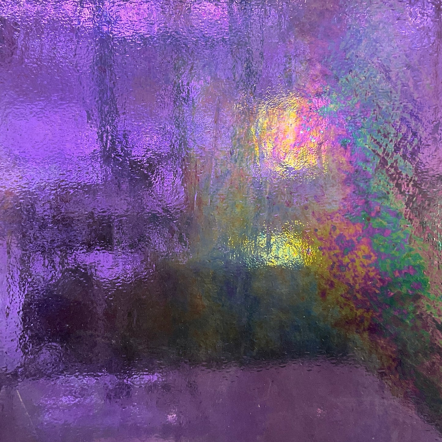 PW 96-311V LU Medium Violet Transparent Luminescent