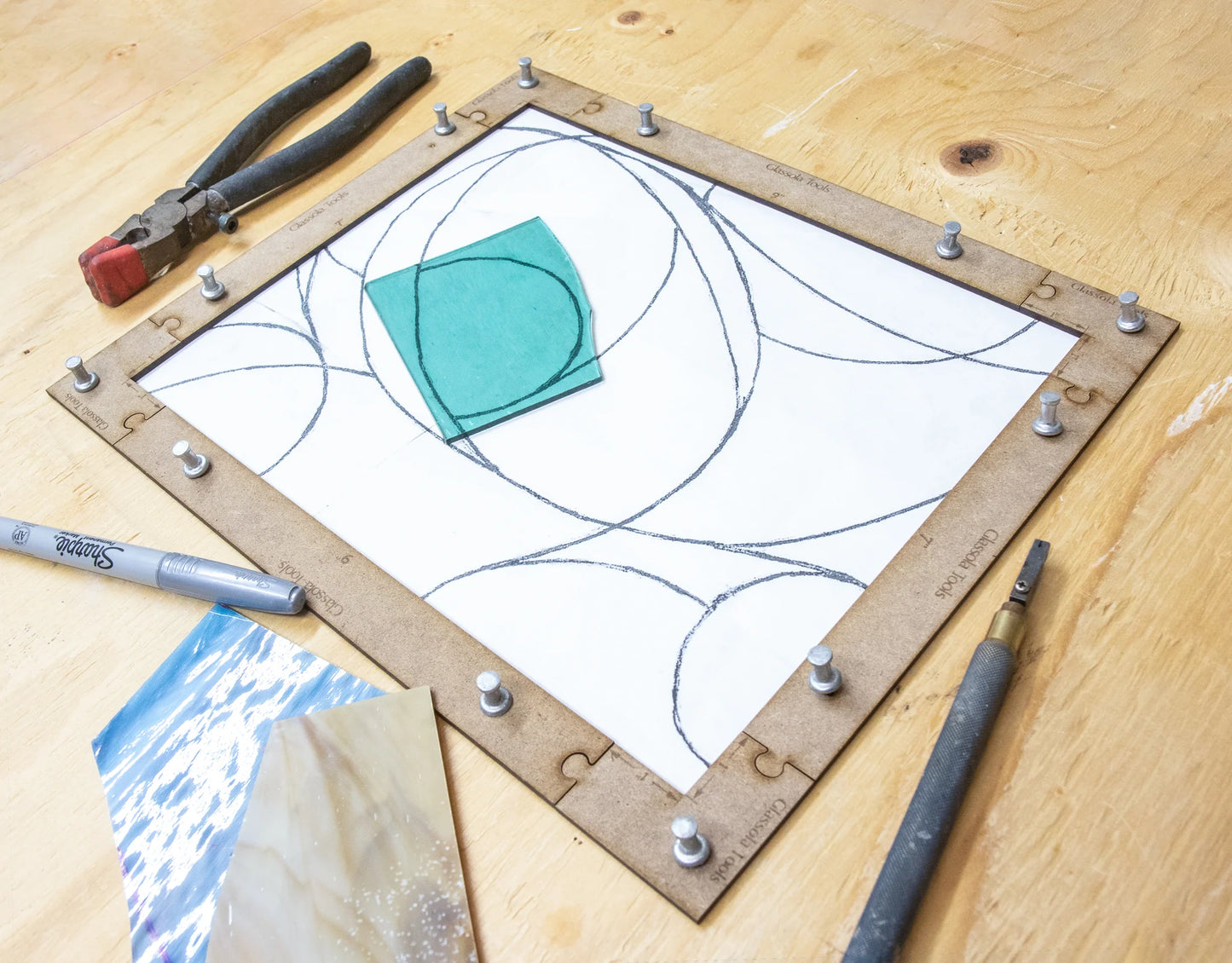 Modular rectangle layout frame kit