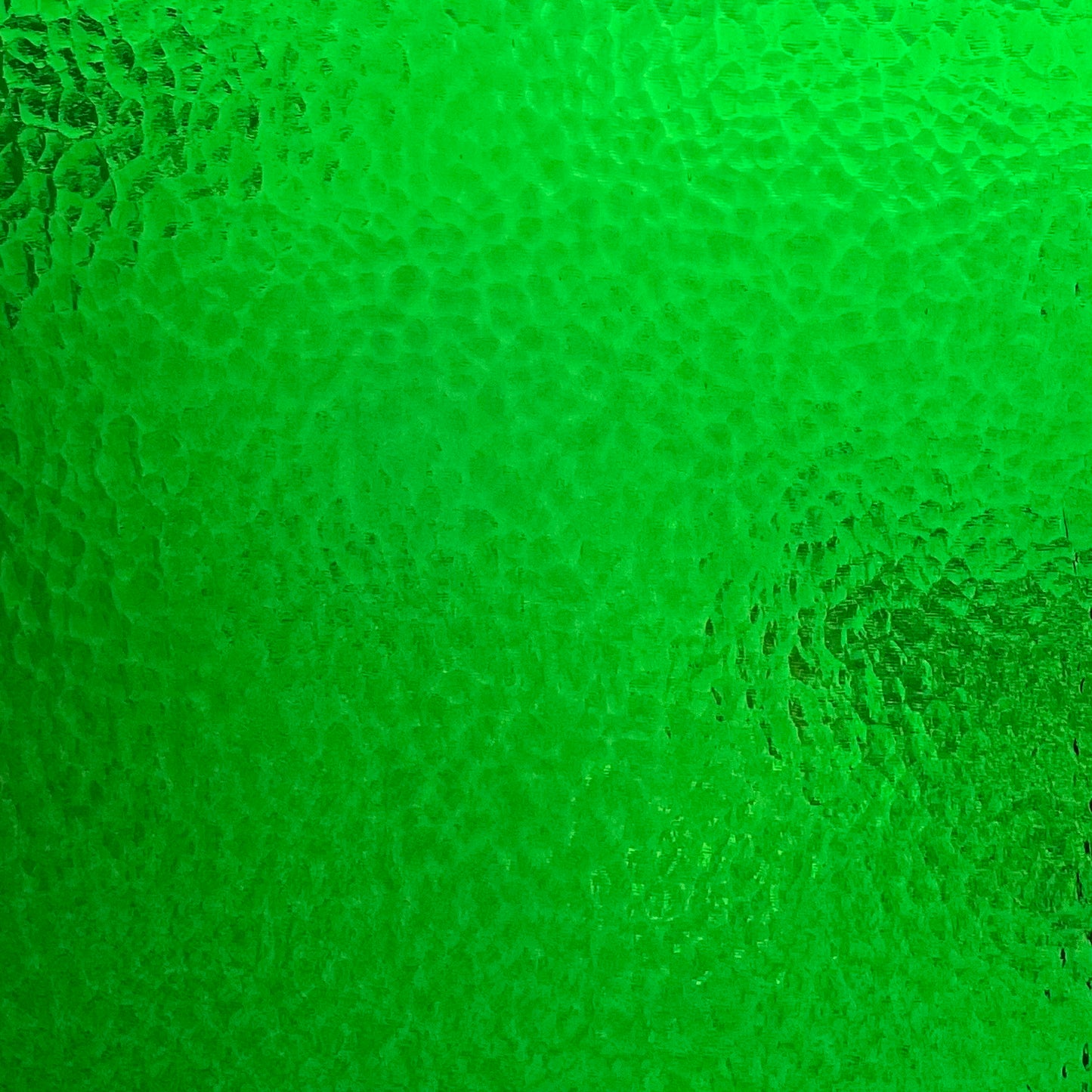 OGT 123H-F Medium Green Transparent Hammered Fusible