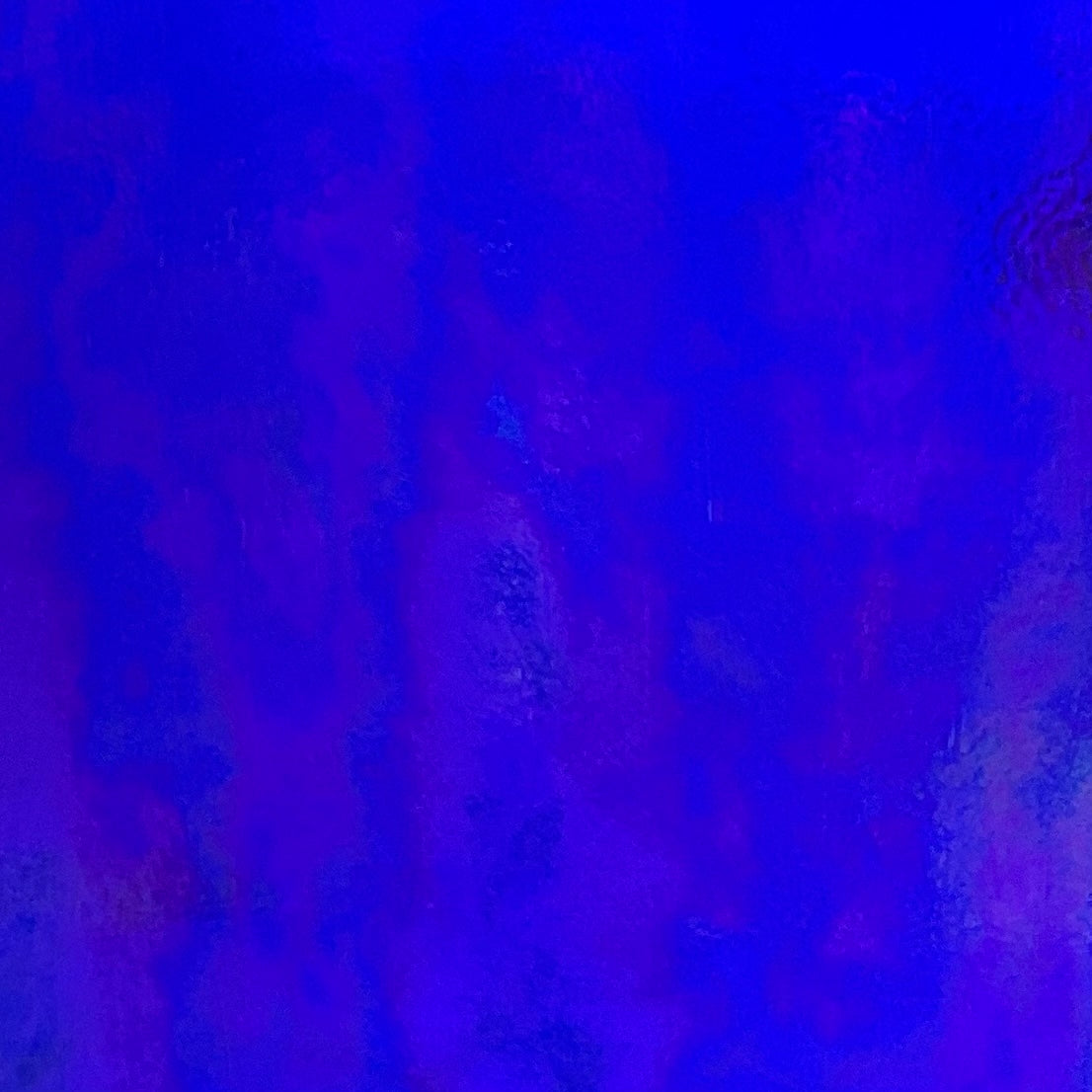 PW 96-20LU Midnight blue cathedral luminescent