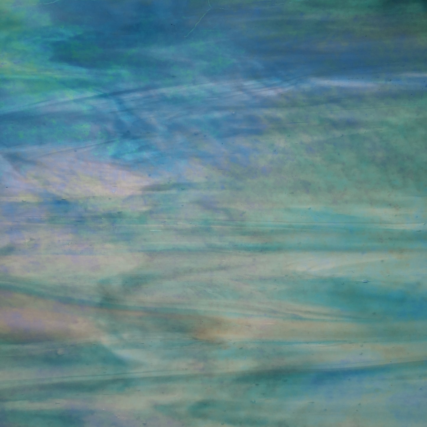 PW 087 IR Sky Blue Iridescent