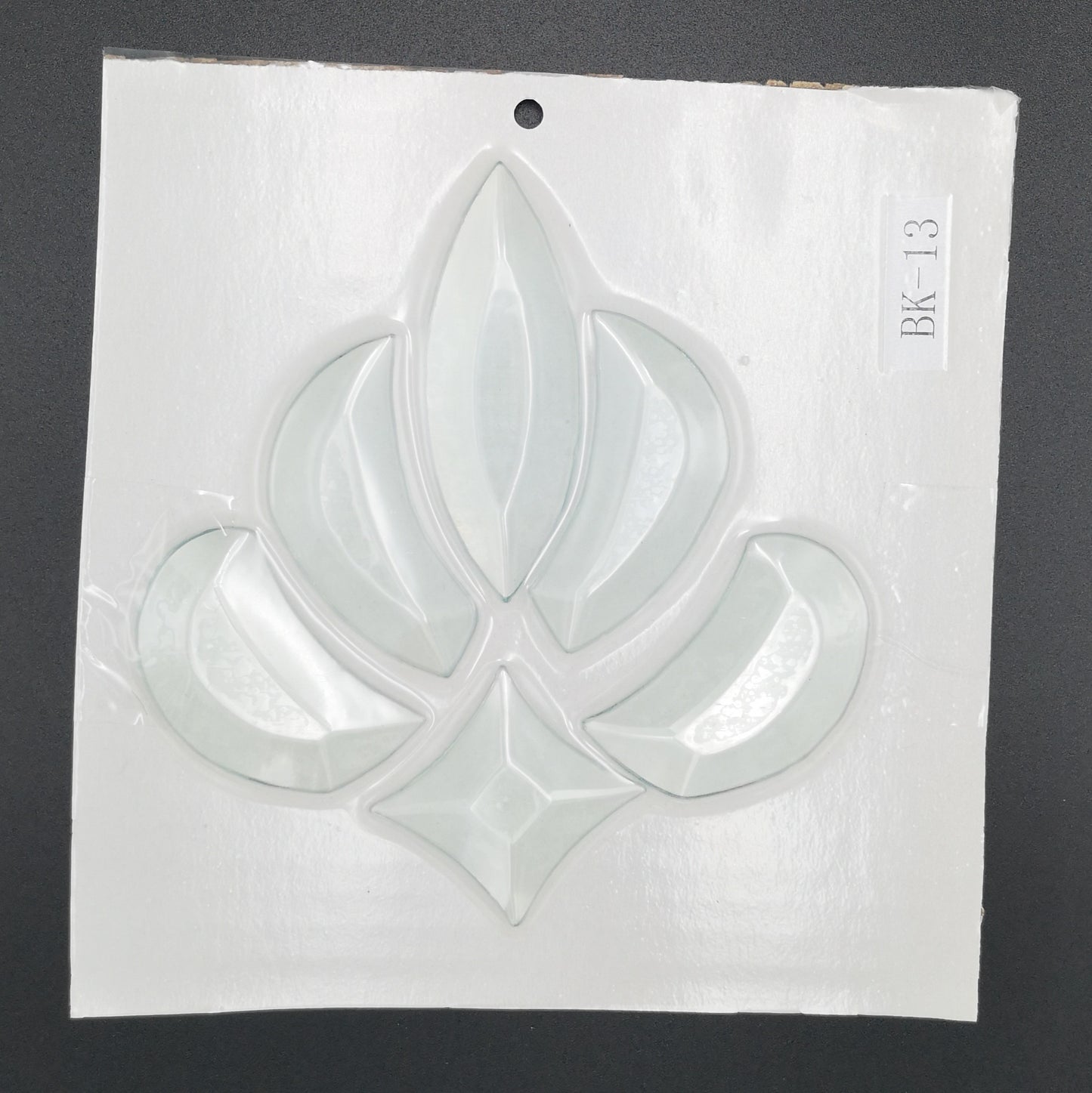 Artichoke Bevel Cluster