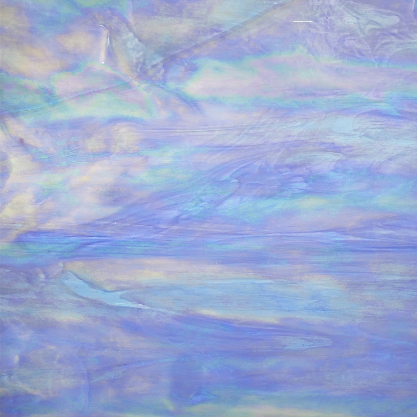 PW 188L IR Pale Blue/Grey Wispy Opal Iridescent