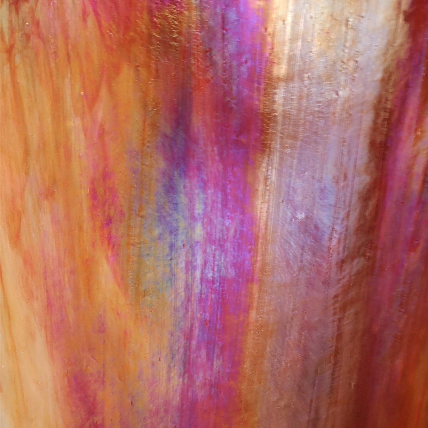 PW 027 IR Selenium Orange Opal/Clear Iridescent