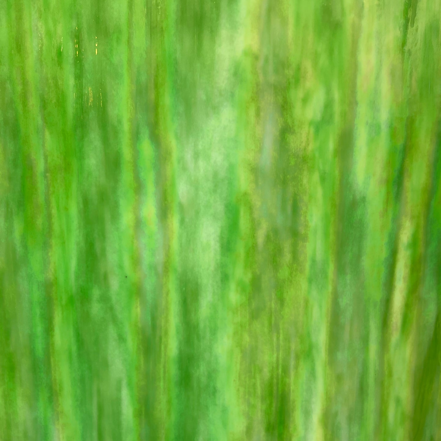 PW 191D IR Lime Green Opal Iridescent