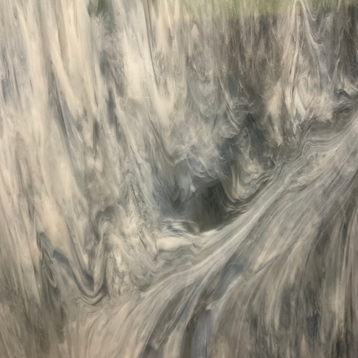PW 96-60 Light Grey & White Wispy Opal