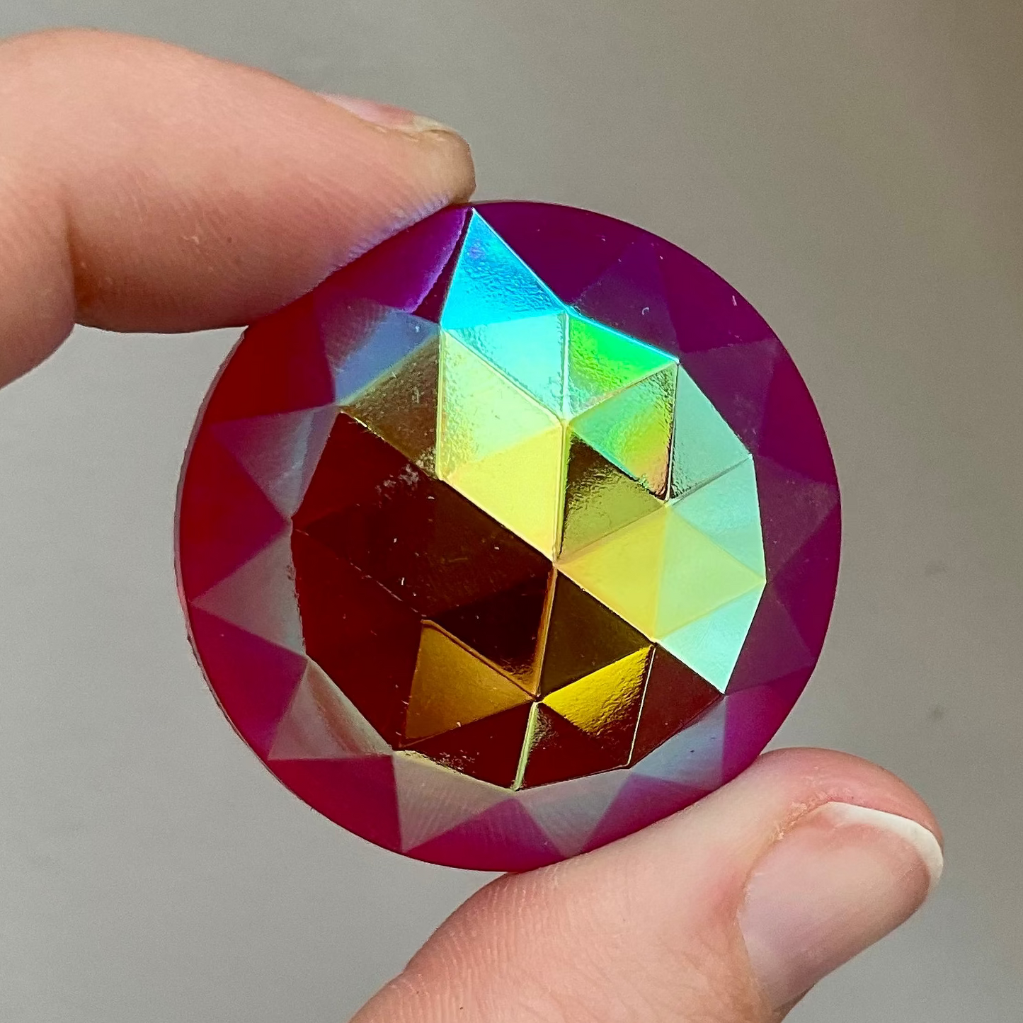 Round Faceted Jewel - Dark Red