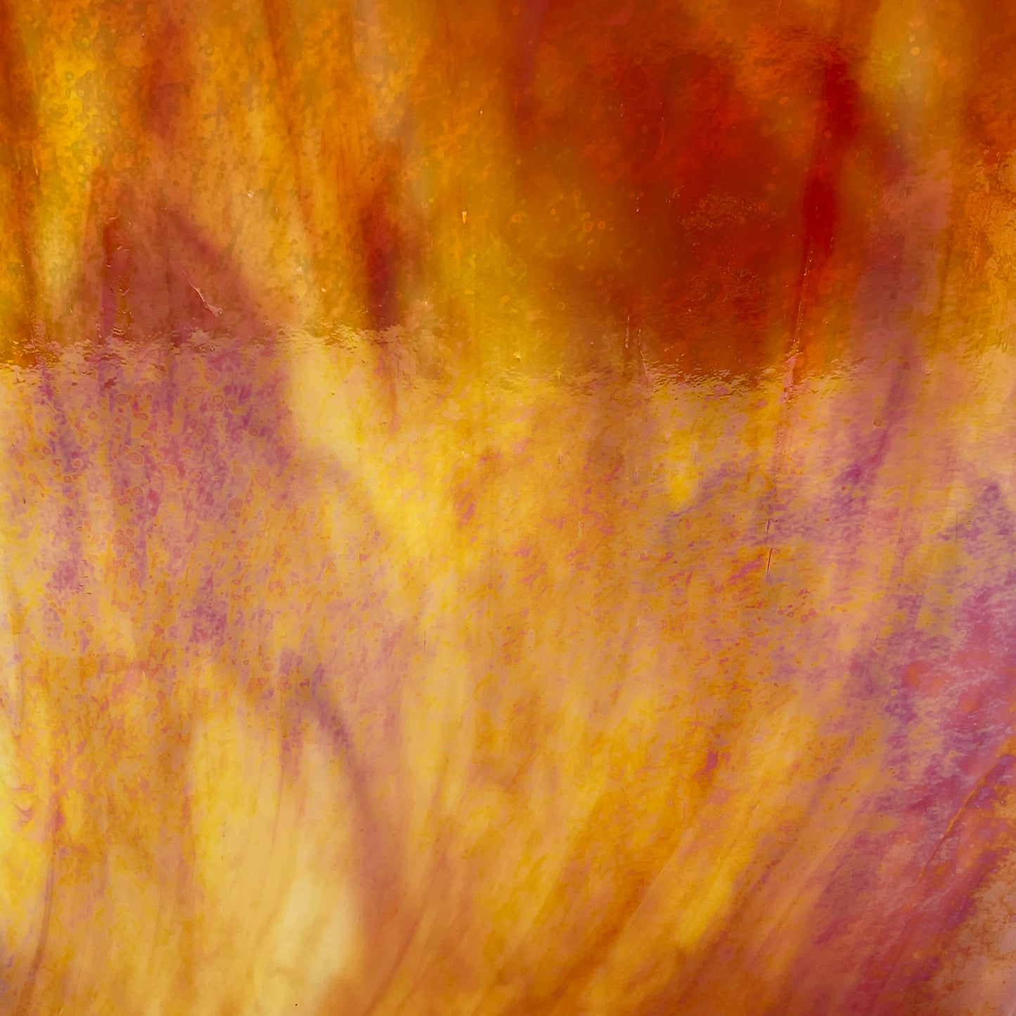 PW 27D IR Red/Orange/White Dense Opal Iridescent