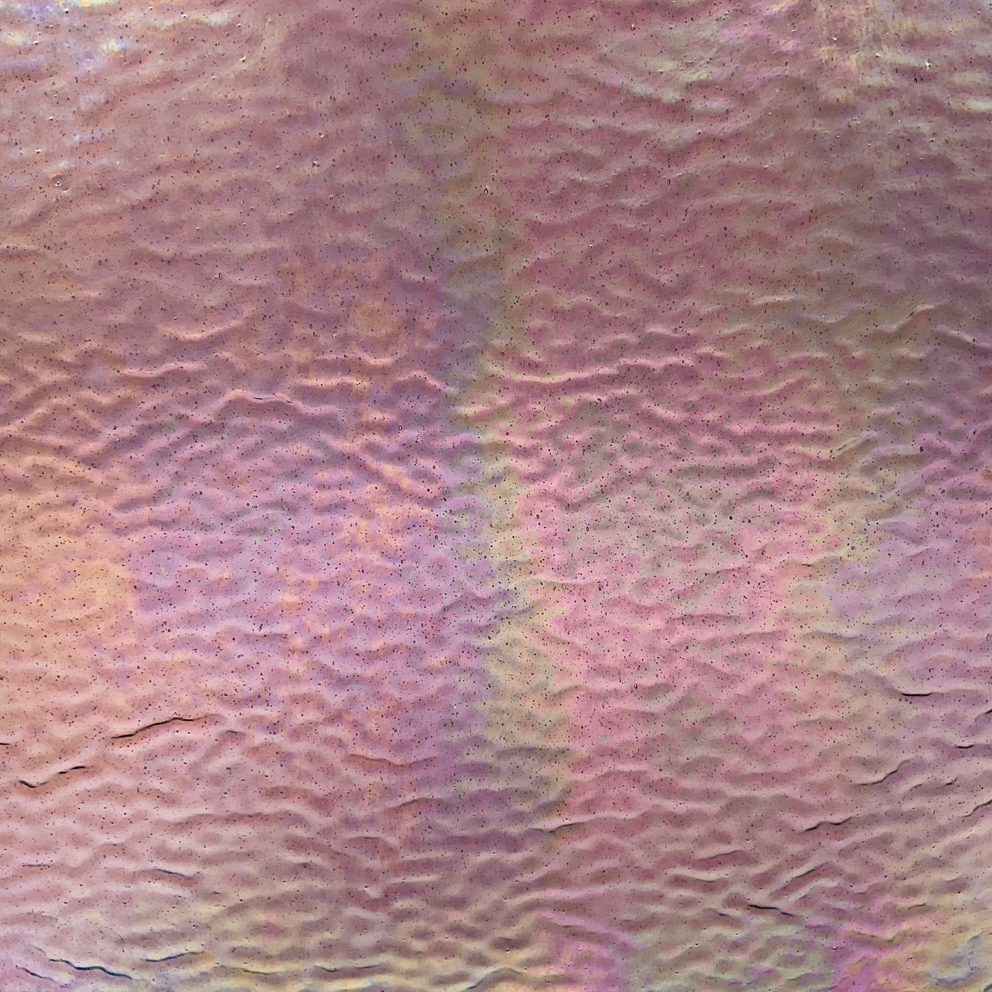 PW 418R IR Mauve Cathedral Ripple Iridescent