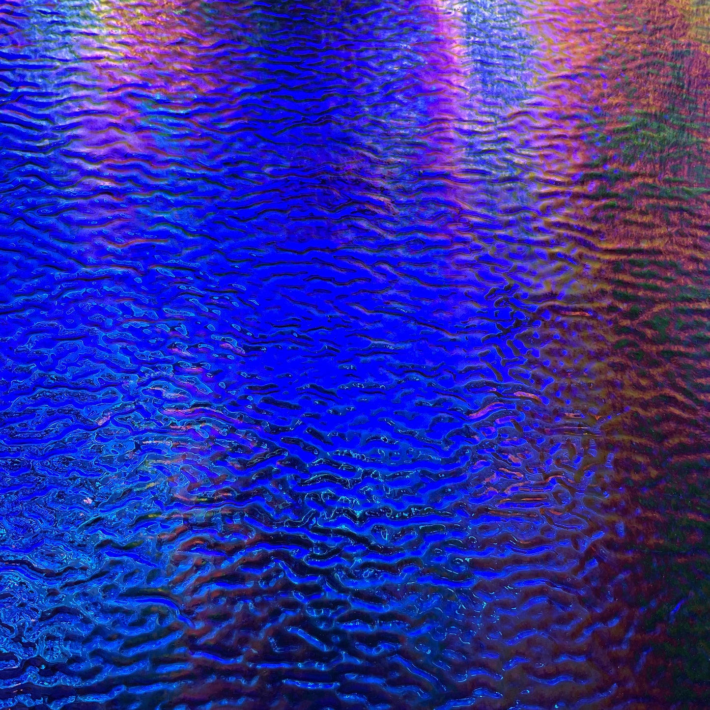 PW 1118R IR Cobalt blue ripple iridescent