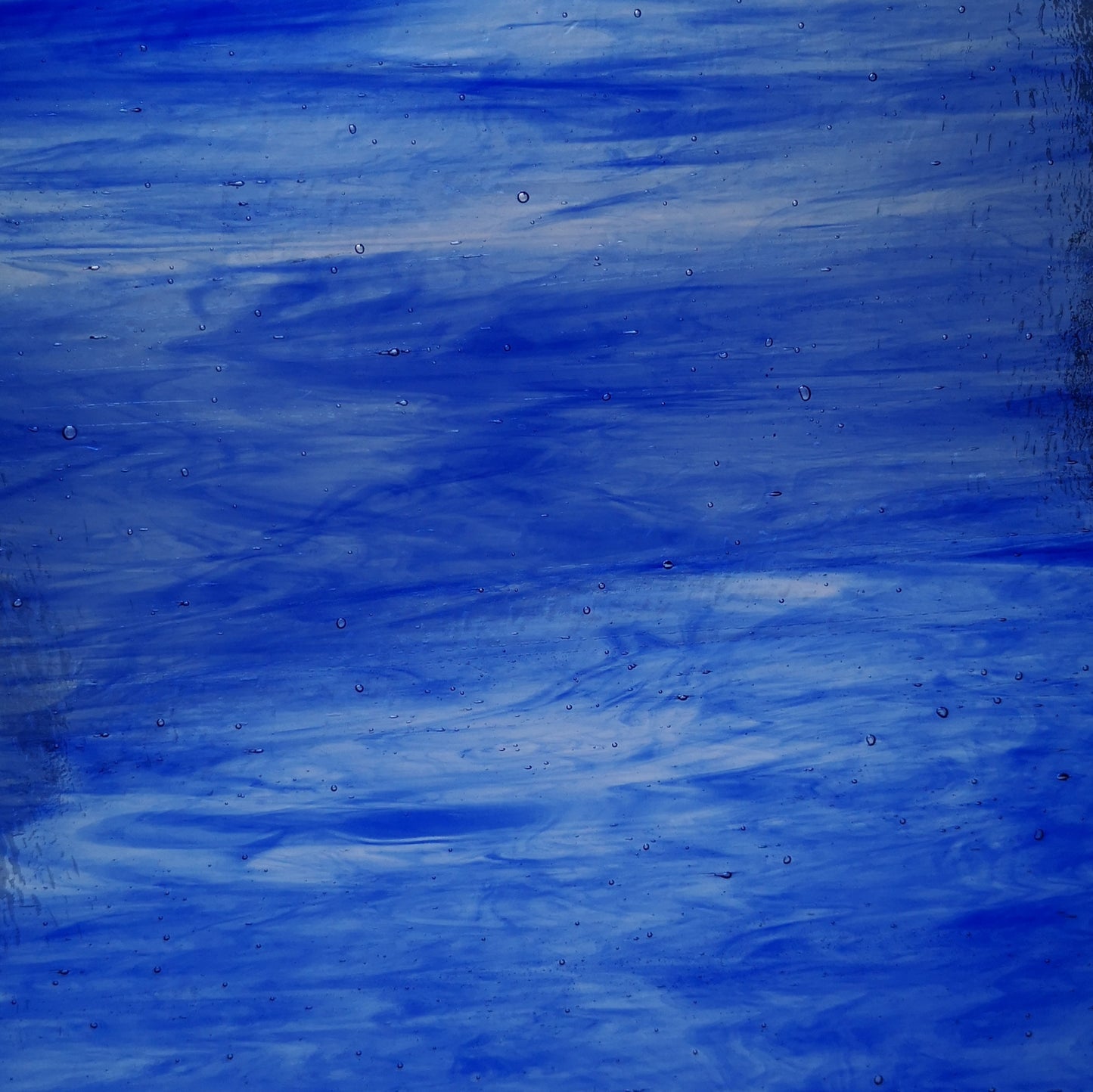 PW 118LL Dark Blue/Clear Streaky Cathedral