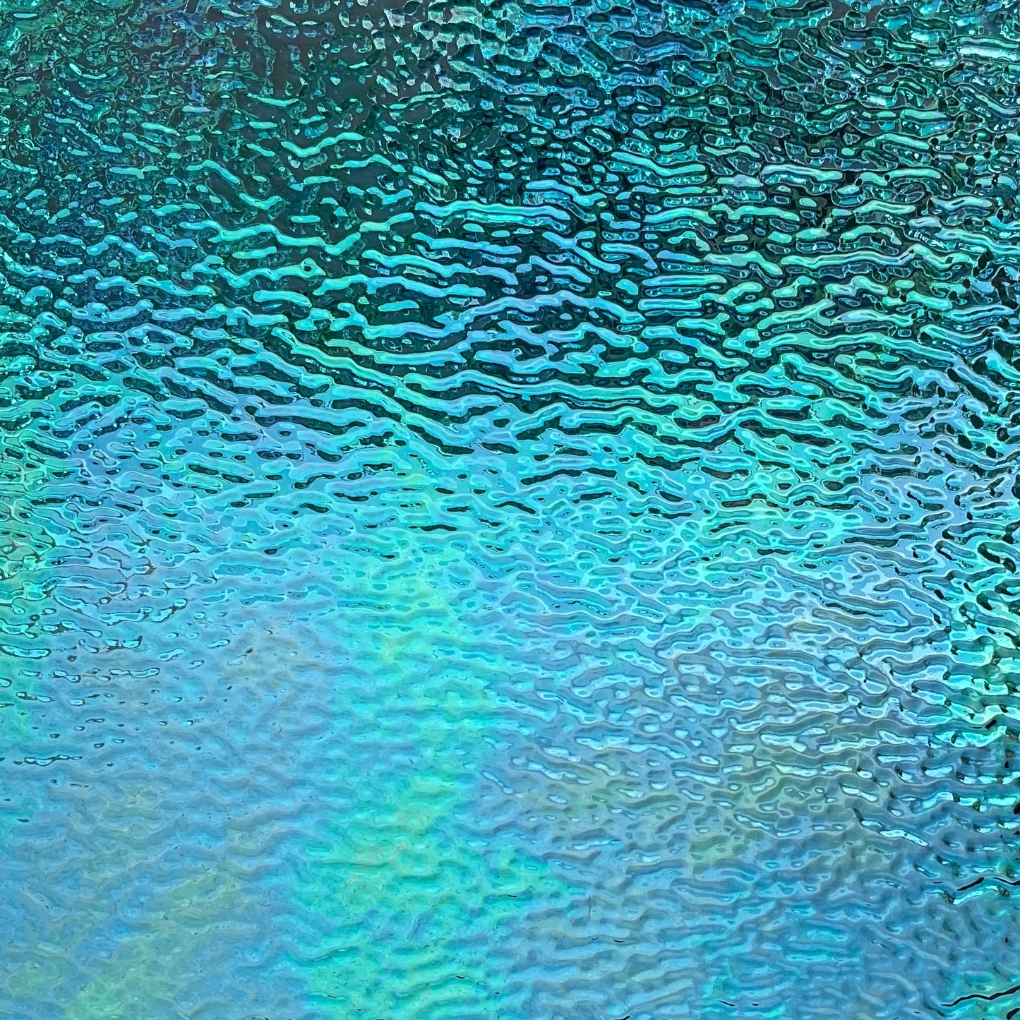 PW 158R IR Ice Blue Ripple Iridescent
